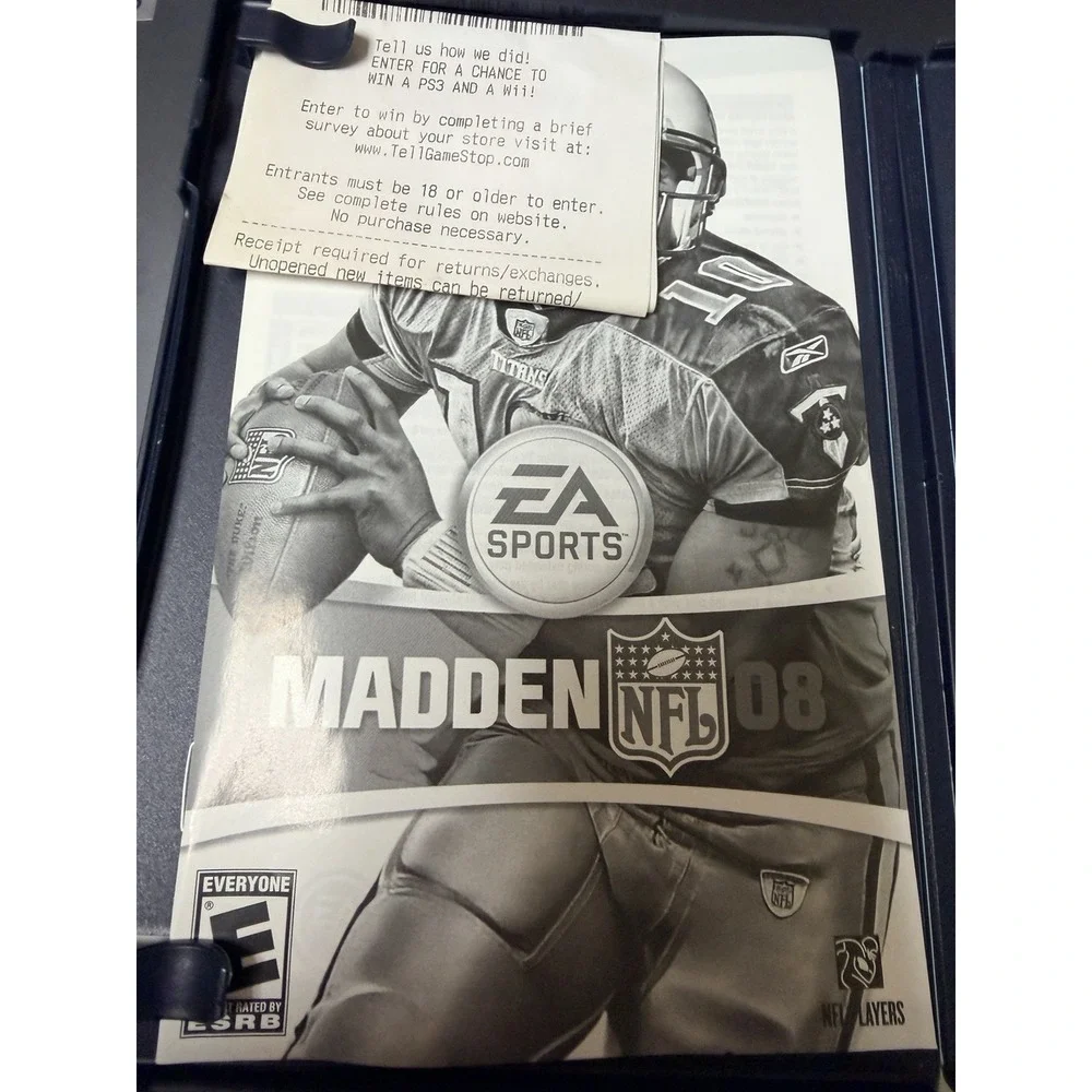 Madden NFL 08 Sony PlayStation 2 PS2 EA Sports Football Game Vince‎ Young Cover